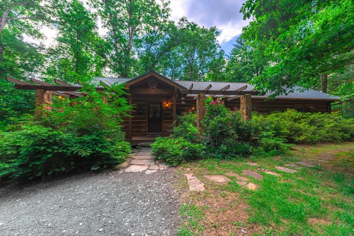 Waterfront Mountain Cabin With Hot Tub Blue Ridge Exterior photo